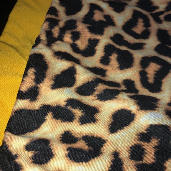 Cheetah print sports bra US XL - Picture 4 of 4